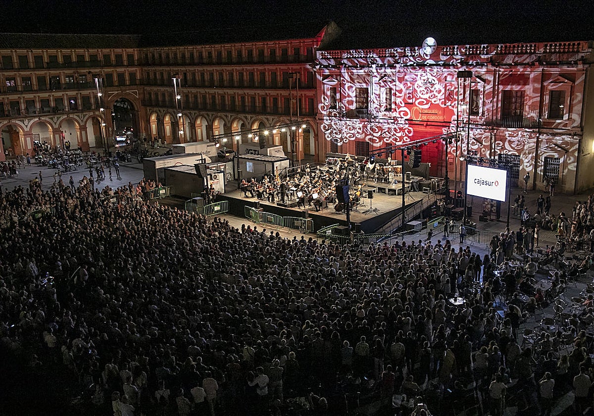 Multitudinario concierto de la Orquesta de Córdoba en la plaza de la Corredera