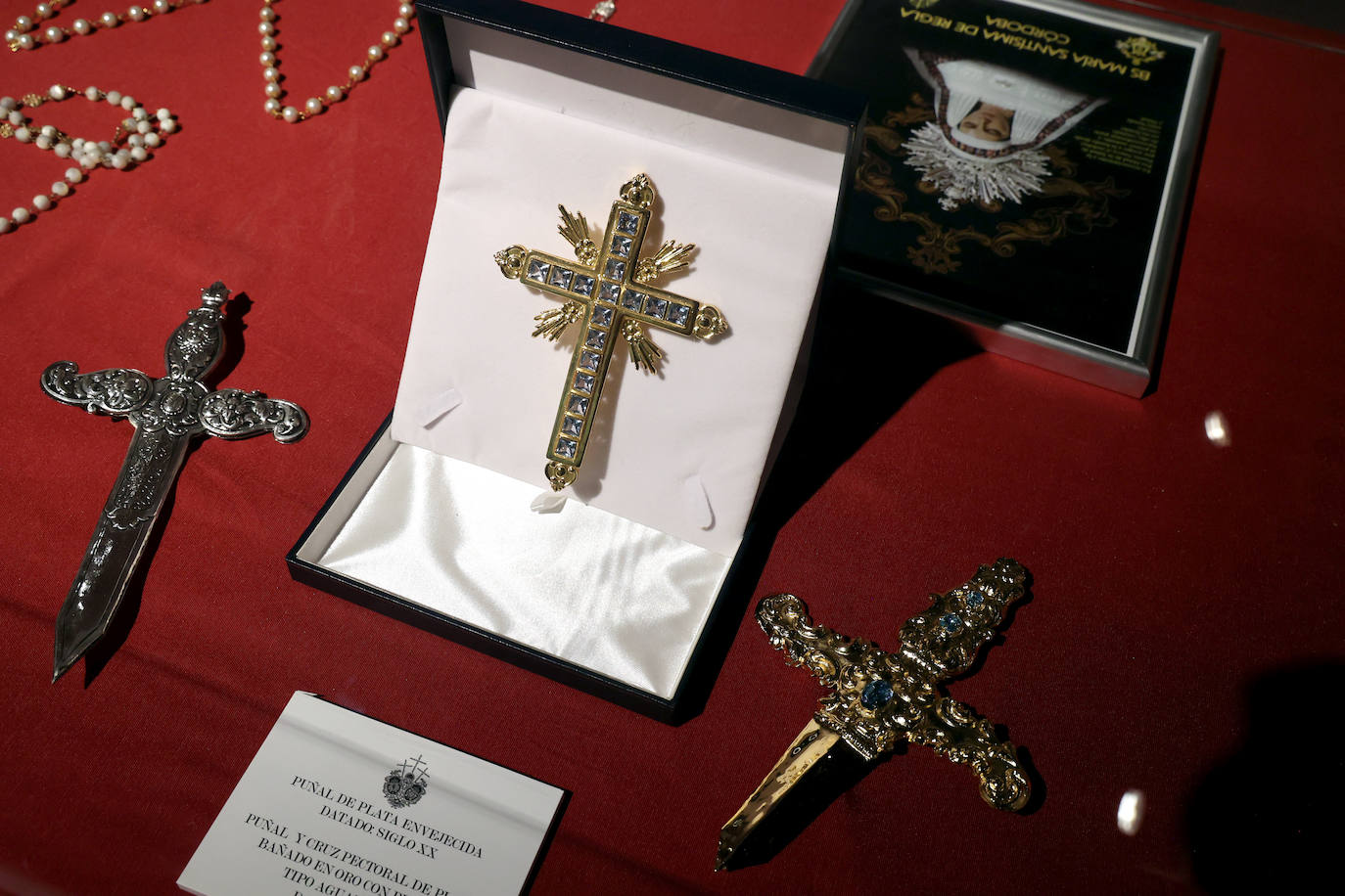 La emotiva exposición &#039;Diez años de la Salud en Córdoba&#039;, en imágenes