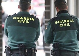 Detenida por dejar a su hijo de tres años solo en casa para salir de fiesta con su pareja en Málaga