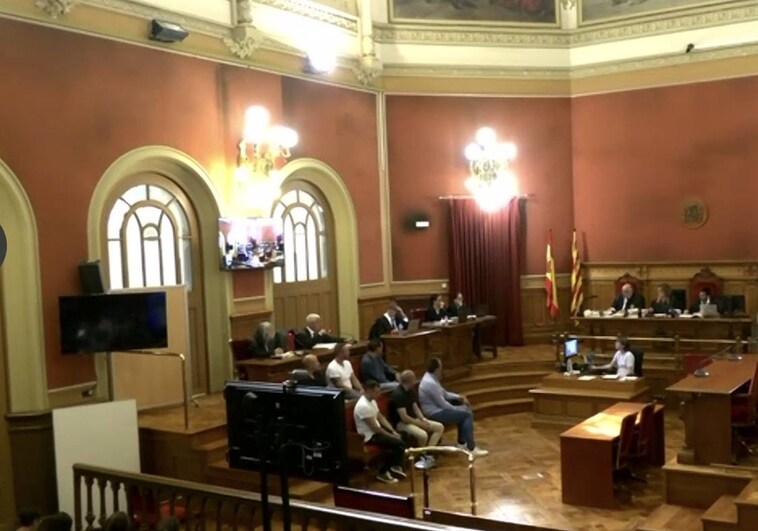 Los seis imputados este lunes en la Audiencia de Barcelona