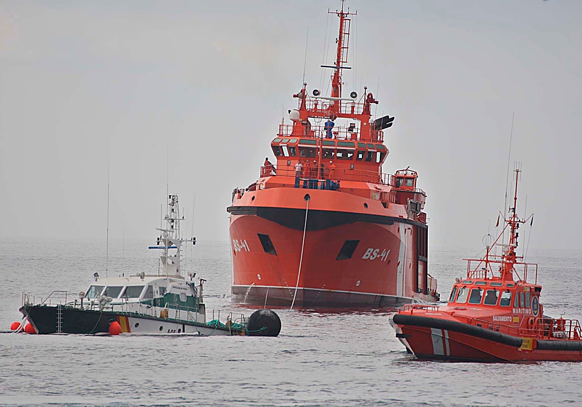 Imagen de archivo de un buque de Salvamento Marítimo en un operativo.