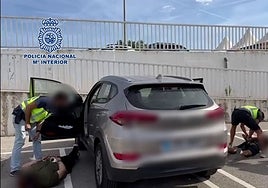 Detienen a un joven por el asesinato de su padrastro cuando trataba de huir de España