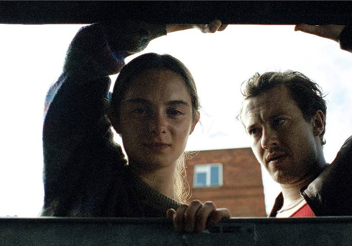 Hoard es el título del primer largometraje de Luna Carmoon