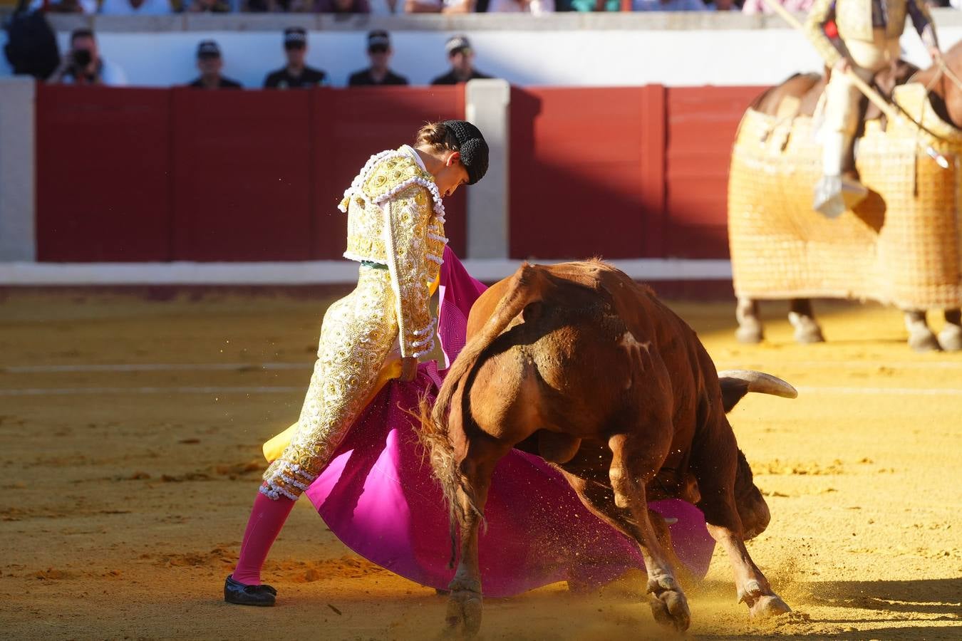 Fotos: Puerta Grande para Rocío Romero en su alternativa en Pozoblanco