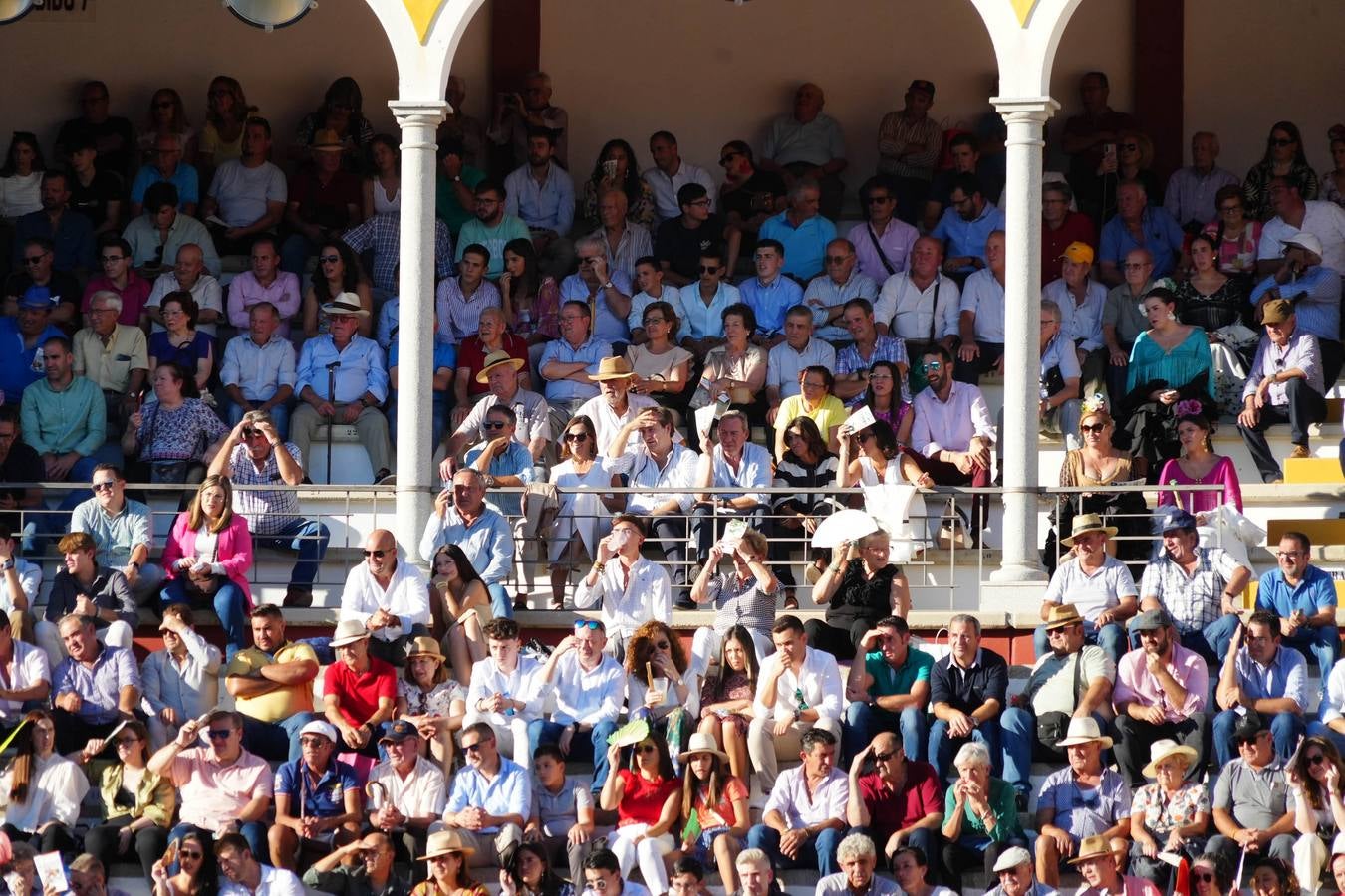 Fotos: Puerta Grande para Rocío Romero en su alternativa en Pozoblanco