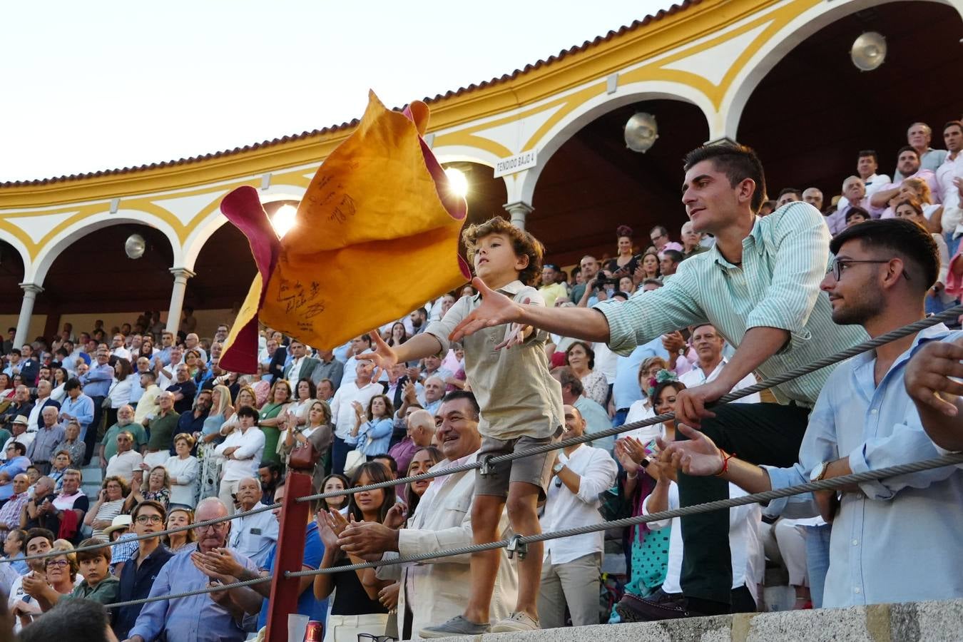 Fotos: Puerta Grande para Rocío Romero en su alternativa en Pozoblanco