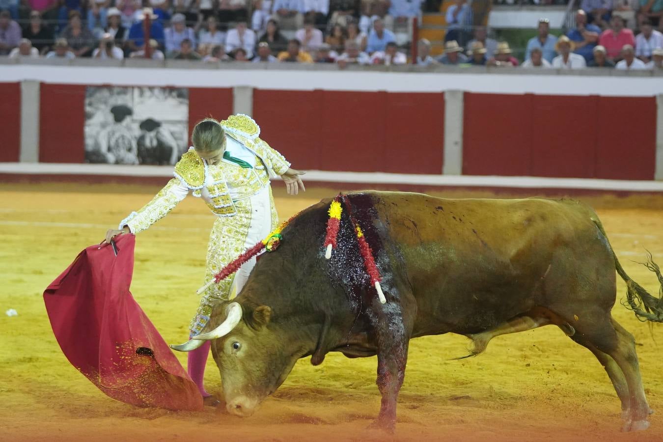 Fotos: Puerta Grande para Rocío Romero en su alternativa en Pozoblanco