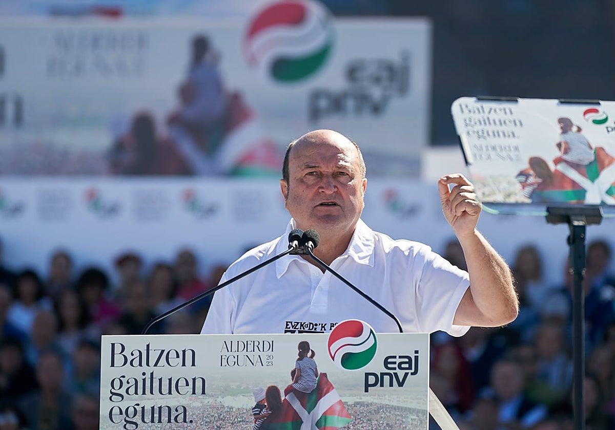 Andoni Ortuzar durante su intervención en el Día del Partido