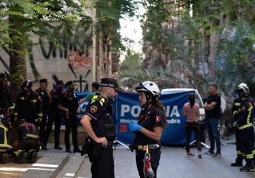 Muere una mujer en el incendio de una vivienda en Barcelona