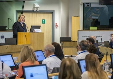 La Junta muestra en Bruselas el «éxito» del programa de atención en domicilios 'Rural Care'