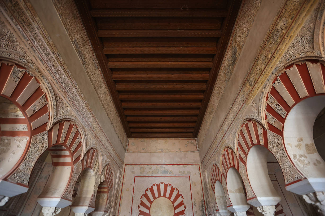 El imponente Salón Rico de Medina Azahara, en imágenes