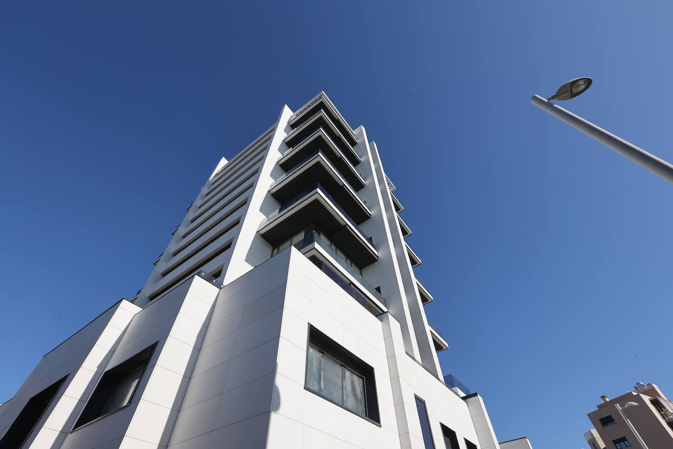 El flamante aspecto de la Torre del Agua de Córdoba, en imágenes