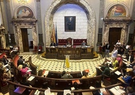 Valencia da luz verde a su topónimo bilingüe a la espera del aval al acento cerrado en valenciano