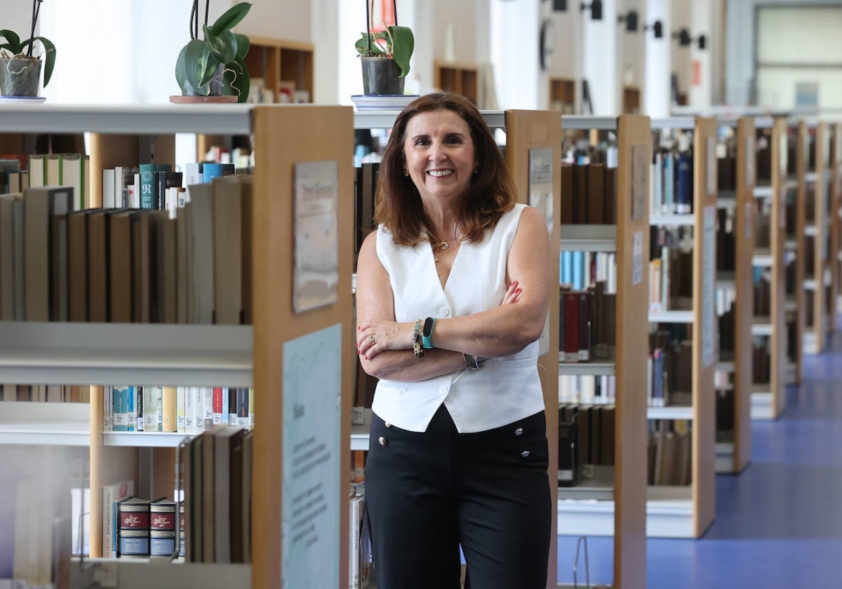 Mercedes Guerrero, en la Biblioteca Central de Córdoba