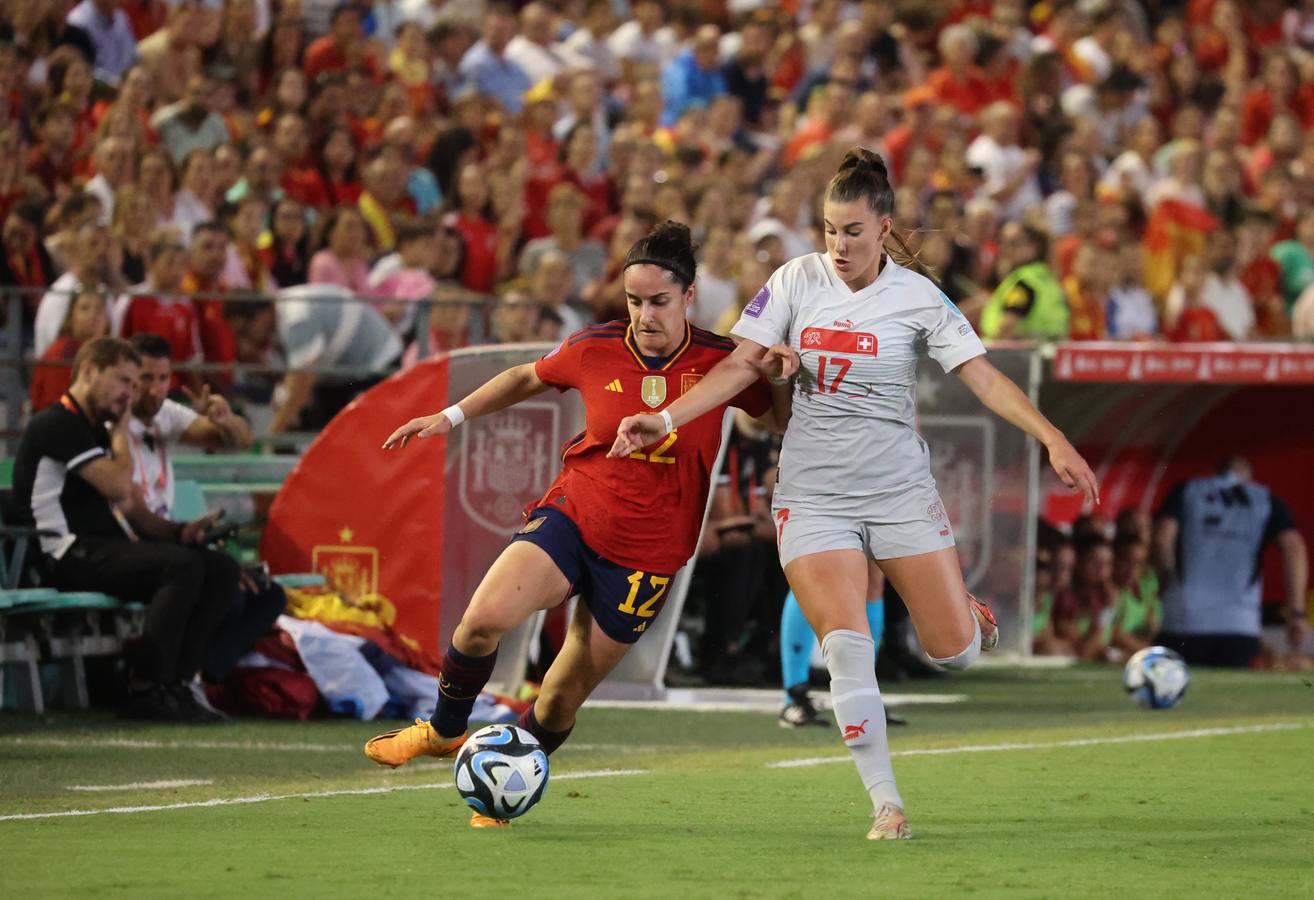 Fotos: La goleada de España a Suiza en El Arcángel