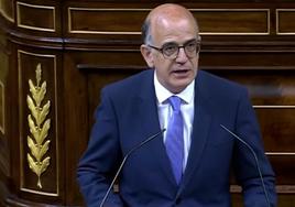El directo discurso de Alberto Catalán, de UPN, en la investidura: «El señor Josu Ternera es un asesino y un cínico»