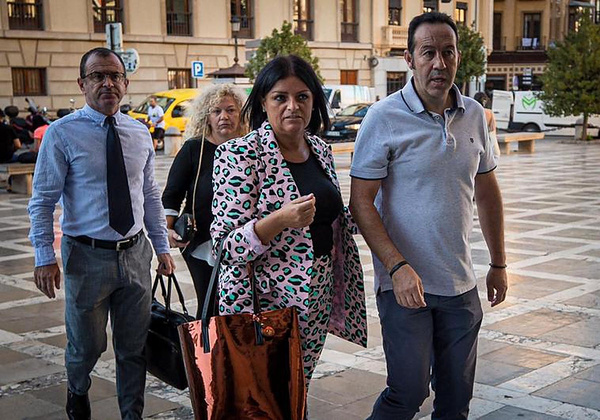 Juanmi Mercado, llegando a la Audiencia Provincial de Granada