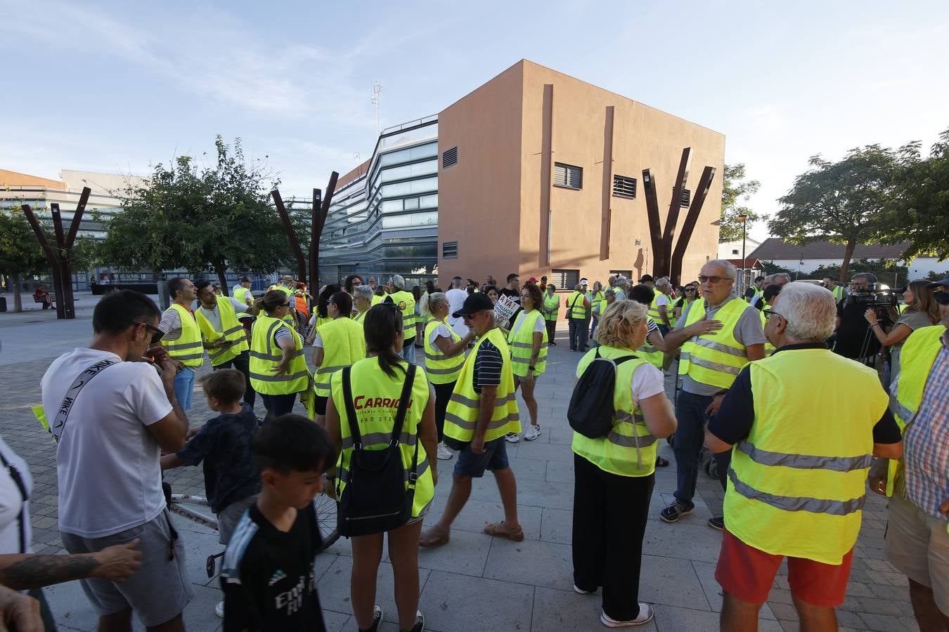 Fotos: Vecinos de El Higuerón piden una consulta de salud provisional