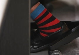 Los peligros de ponerse un mal calcetín: expertos advierten de los problemas de salud que pueden provocar