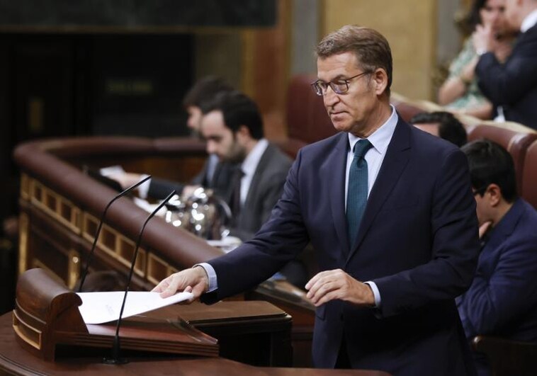 Alberto Núñez Feijóo, ayer, en la tribuna del Congreso de los Diputados