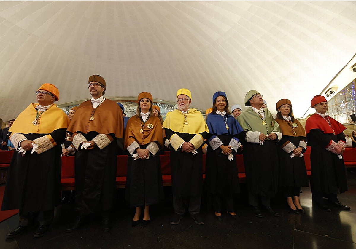 Varios doctores de la UCO, en el acto de apertura del curso