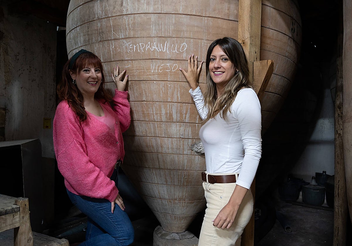 Ana (a la izquierda) y Laura Cañaveras (a la derecha), las dos hermanas que lideran el proyecto