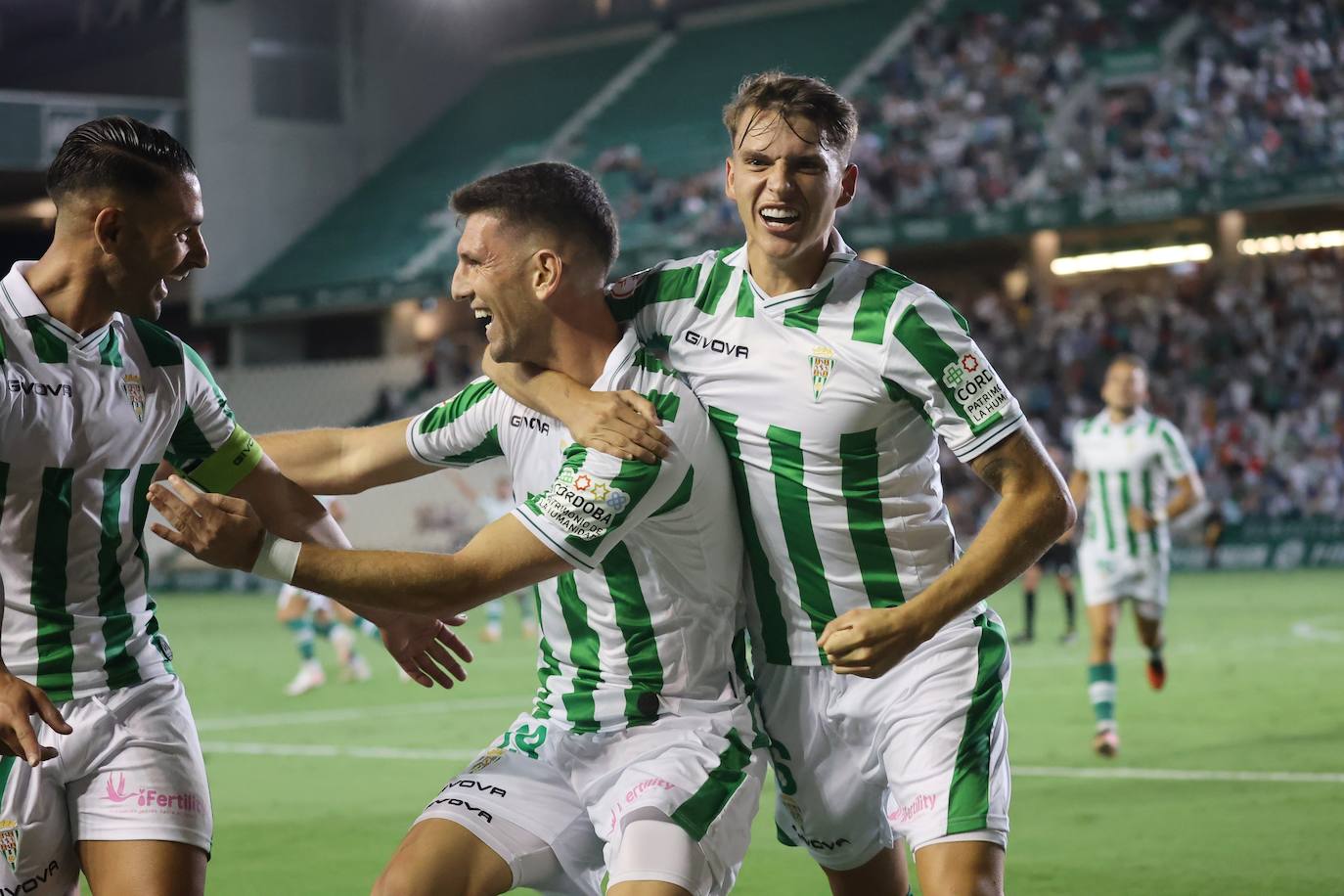 Fotos: El cómodo triunfo del Córdoba CF ante el Recreativo Granada