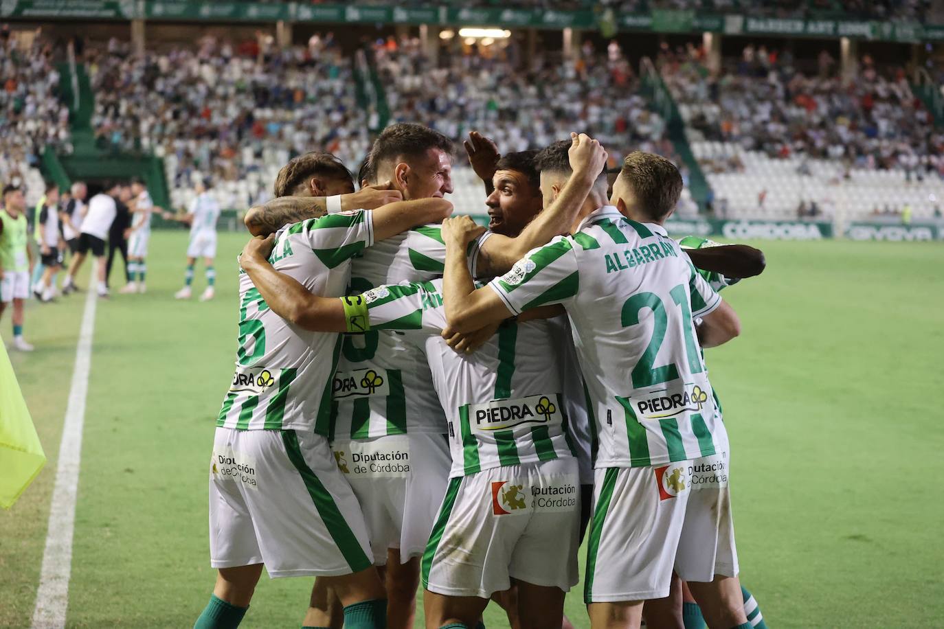 Fotos: El cómodo triunfo del Córdoba CF ante el Recreativo Granada