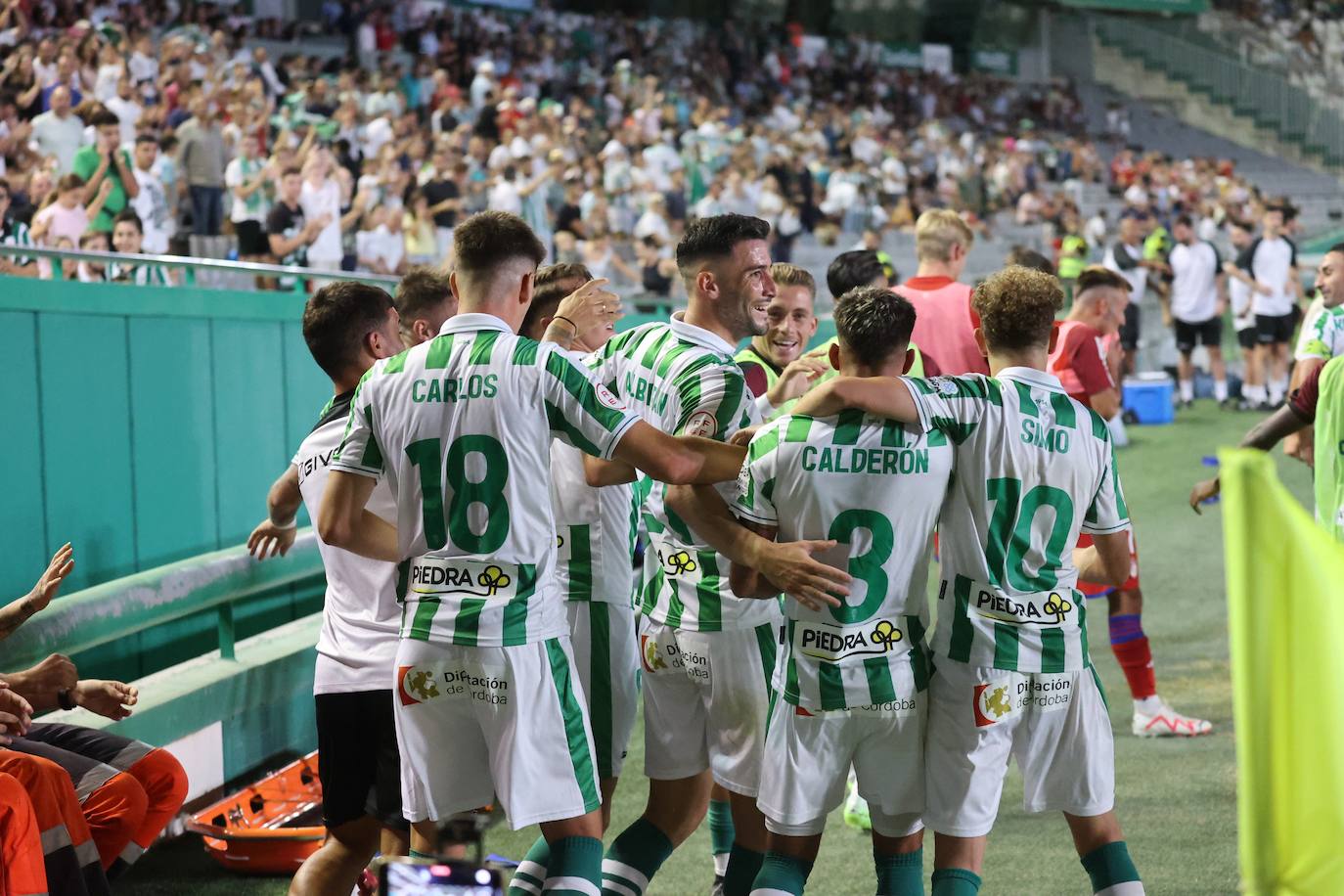 Fotos: El cómodo triunfo del Córdoba CF ante el Recreativo Granada