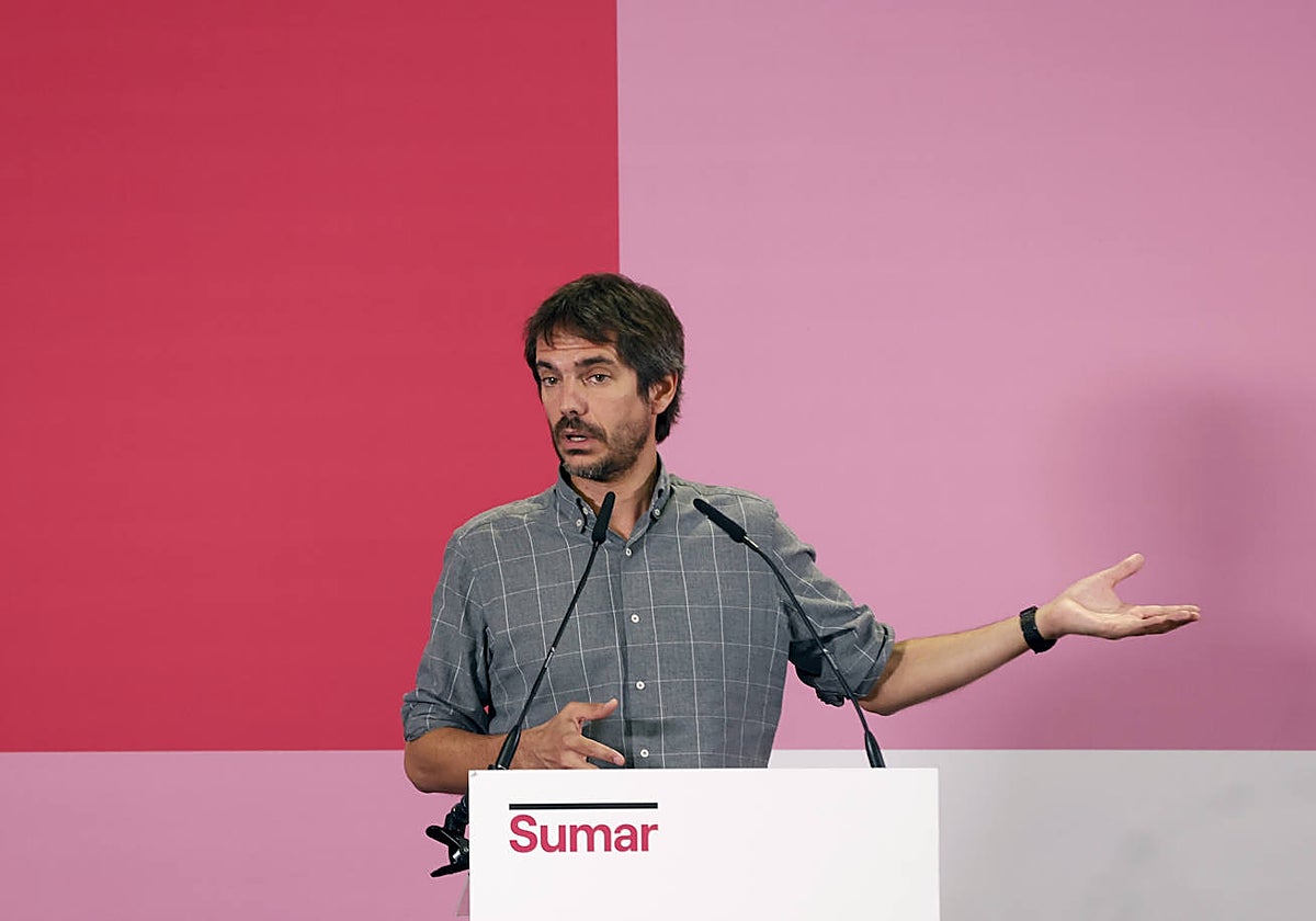 El portavoz de Sumar, Ernest Urtasun, en rueda de prensa