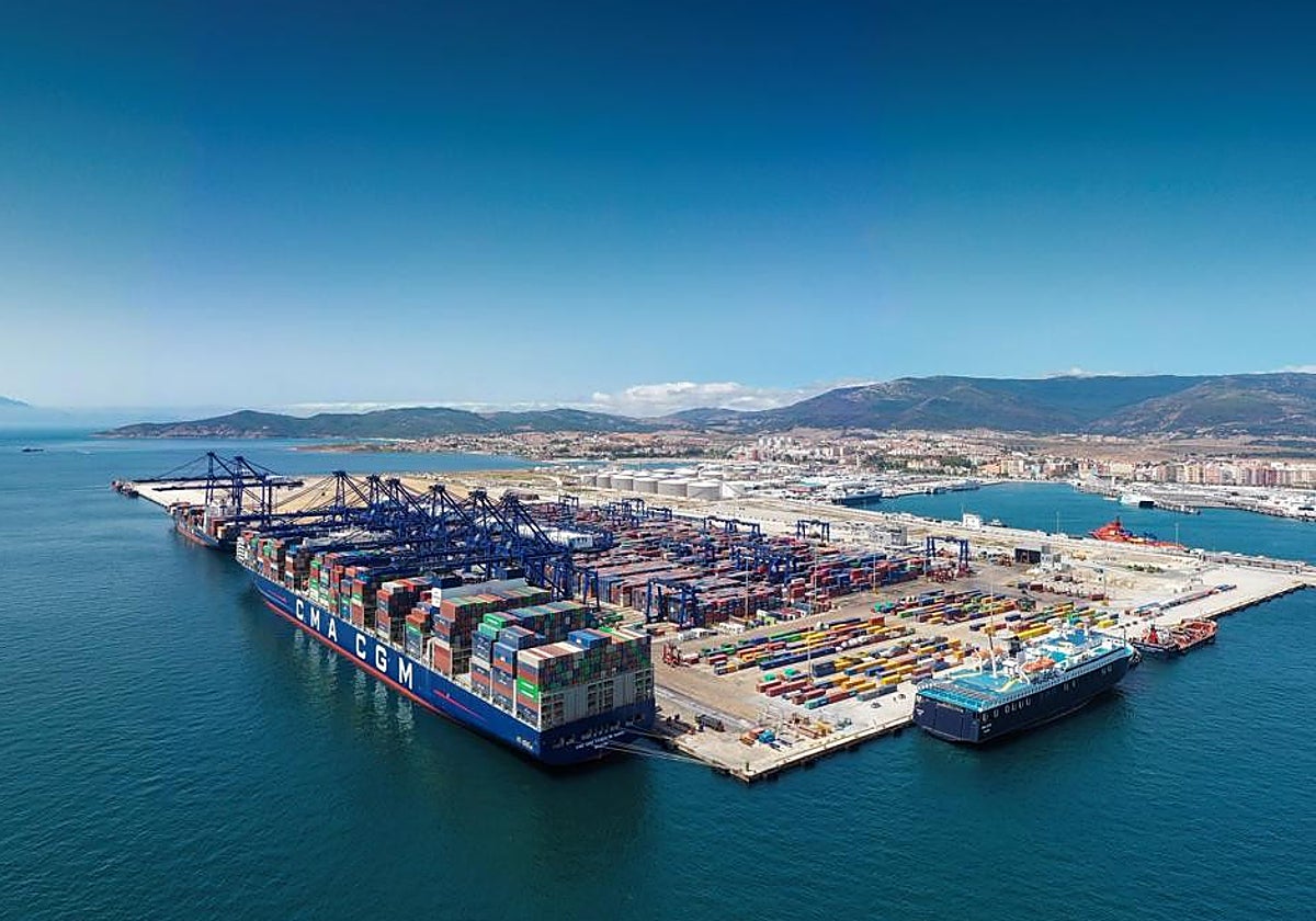 Imagen de parte de las instalaciones del puerto de Algeciras