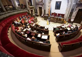 Los concejales de Vox declinan oficiar bodas civiles en Valencia