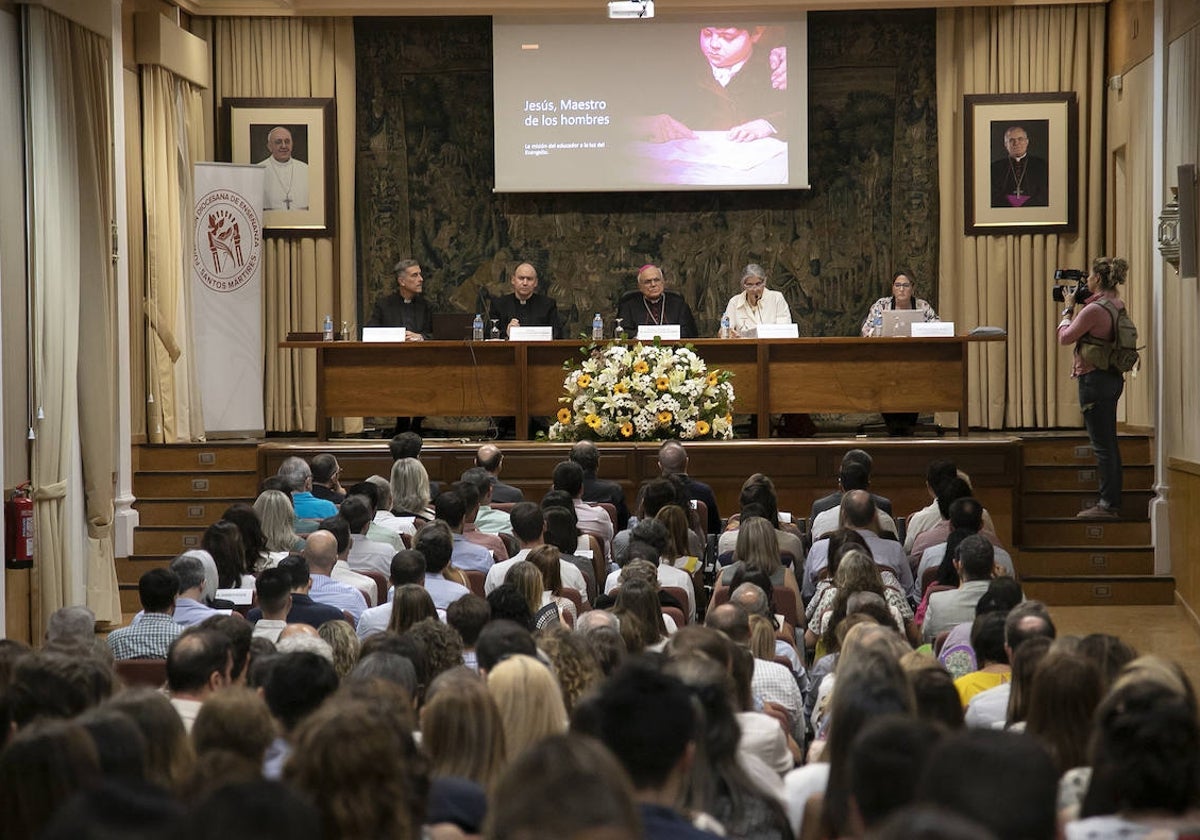 Un momento del acto de inicio del curso de la Fundación Santos Mártires, celebrado el miércoles