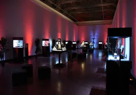 El Museo de Santa Cruz  acoge la exposición de joyas 'Yanes, el arte como inspiración'