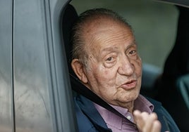 Juan Carlos I se felicita por la decisión de la Justicia británica e insinúa más apariciones públicas