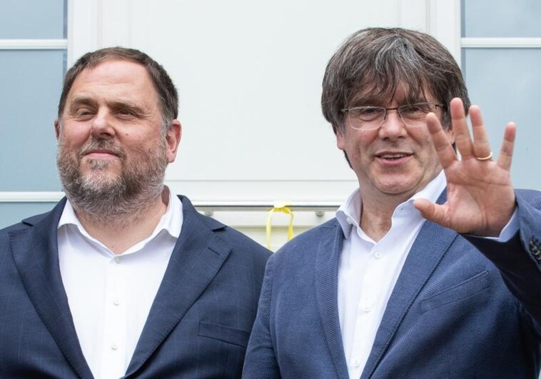 Oriol Junqueras y Carles Puigdemont en julio de 2021 en Waterloo