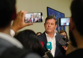 Besteiro y Gonzalo Caballero pugnarán por ser el candidato del PSOE a presidir la Xunta