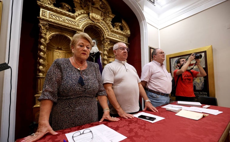 Imagen principal - Los nuevos estatutos de la Agrupación de Cofradías de Córdoba no salen adelante por no tener mayoría suficiente