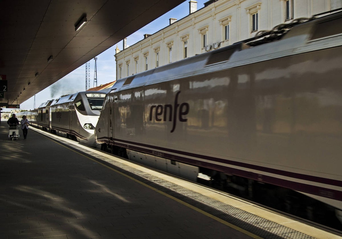 Quejas a Renfe por limitar a seis personas al día el uso de la lanzadera &#039;taxi&#039; Soria-Calatayud