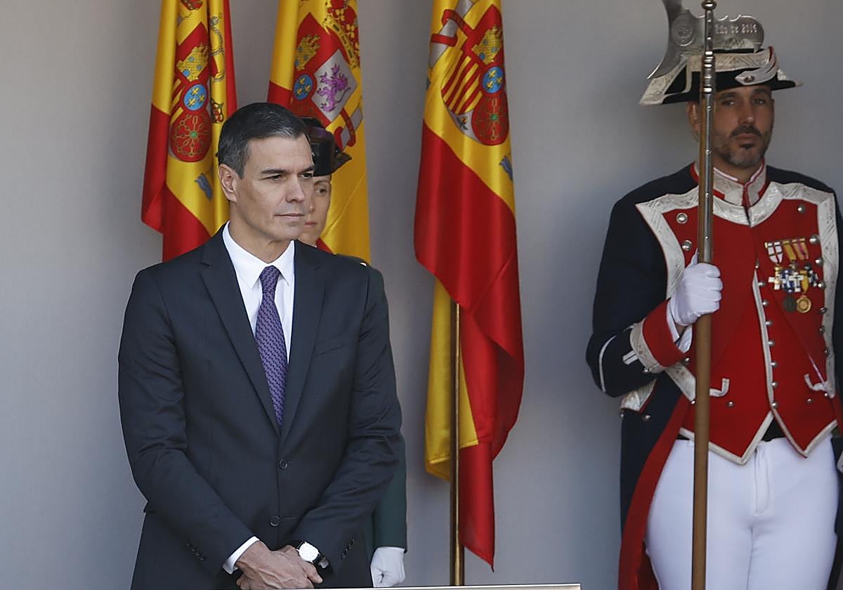 El presidente del Gobierno, Pedro Sánchez, este jueves en el desfile del Día de la Fiesta Nacional en Madrid