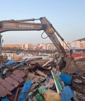 Imagen secundaria 2 - El Hierro, «llegar o morir» a una isla donde la solidaridad no duerme