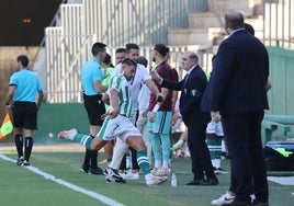 El triunfo del Córdoba CF ante el Mérida, en imágenes