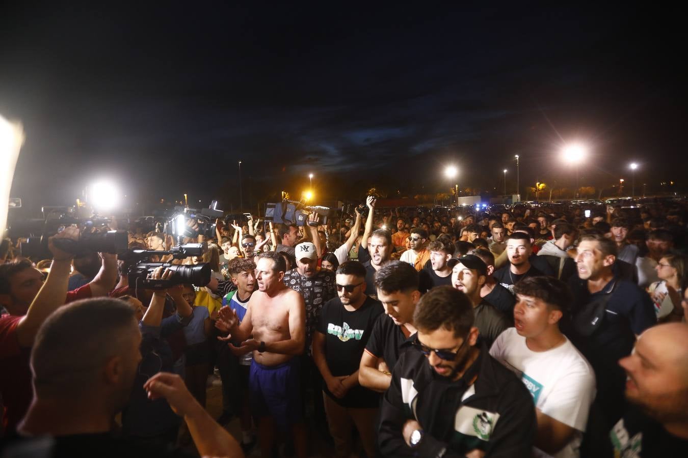 Fotos: emoción, homenaje y cordobesismo en el Arcángel para Álvaro Prieto