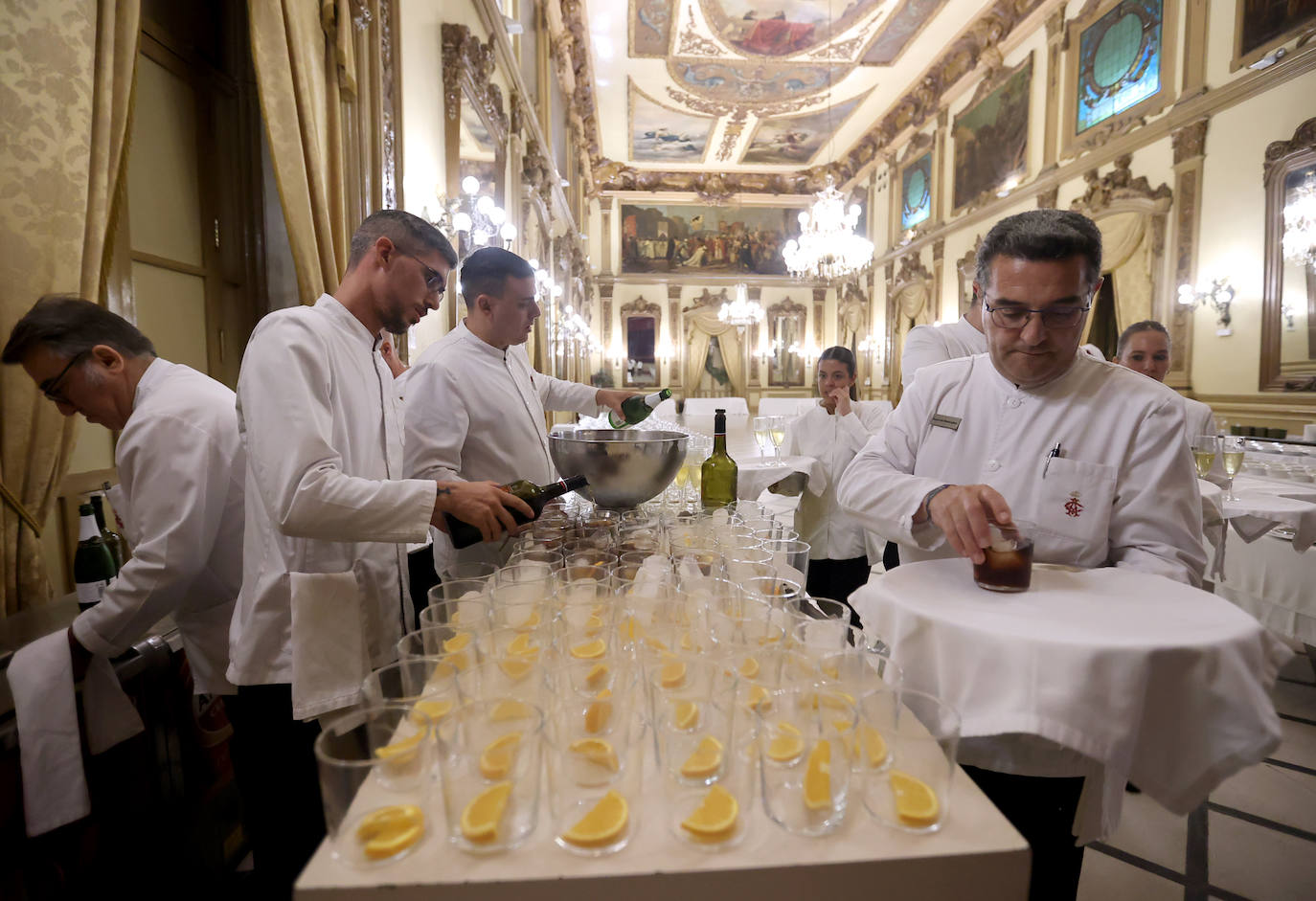 Fotos: La cena de Paco Morales y sus amigos en el Córdoba Califato Gourmet