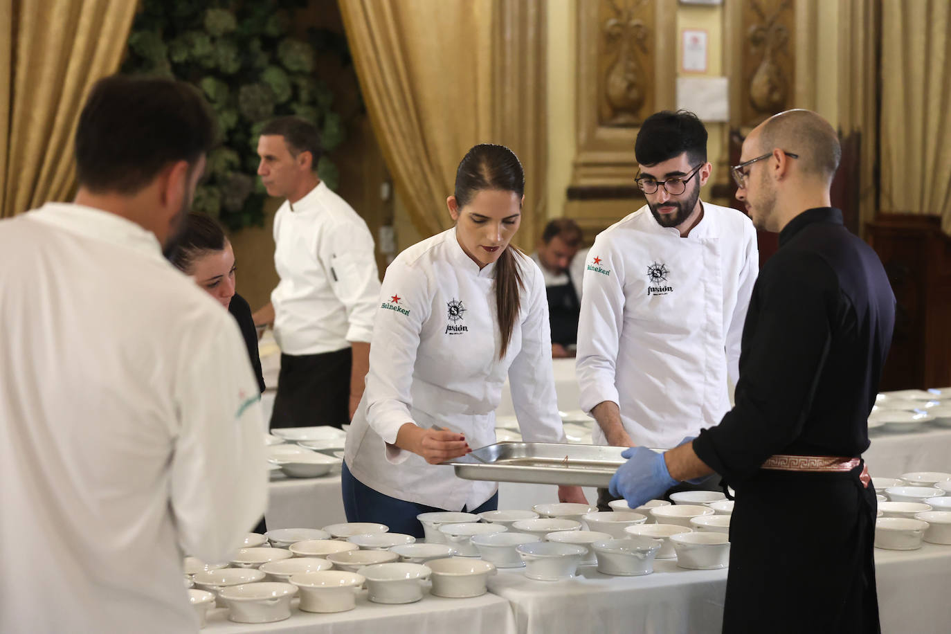 Fotos: La cena de Paco Morales y sus amigos en el Córdoba Califato Gourmet