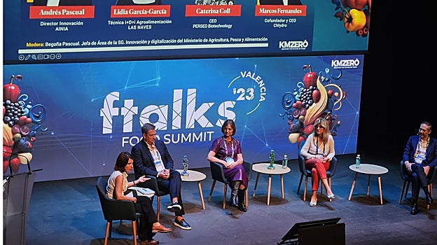 Mesa redonda de ftalks Food Summit Valencia 2023