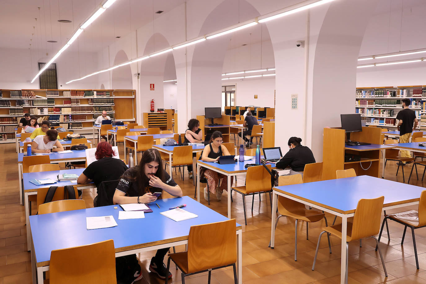Fotos: La Biblioteca de Córdoba se prepara para el traslado al nuevo edificio
