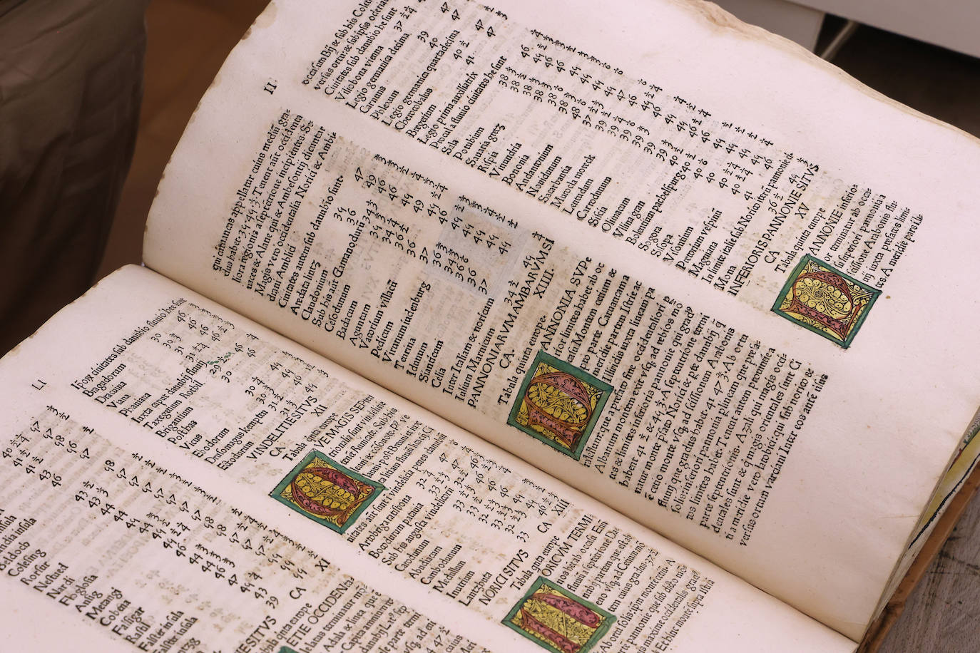 Fotos: La Biblioteca de Córdoba se prepara para el traslado al nuevo edificio