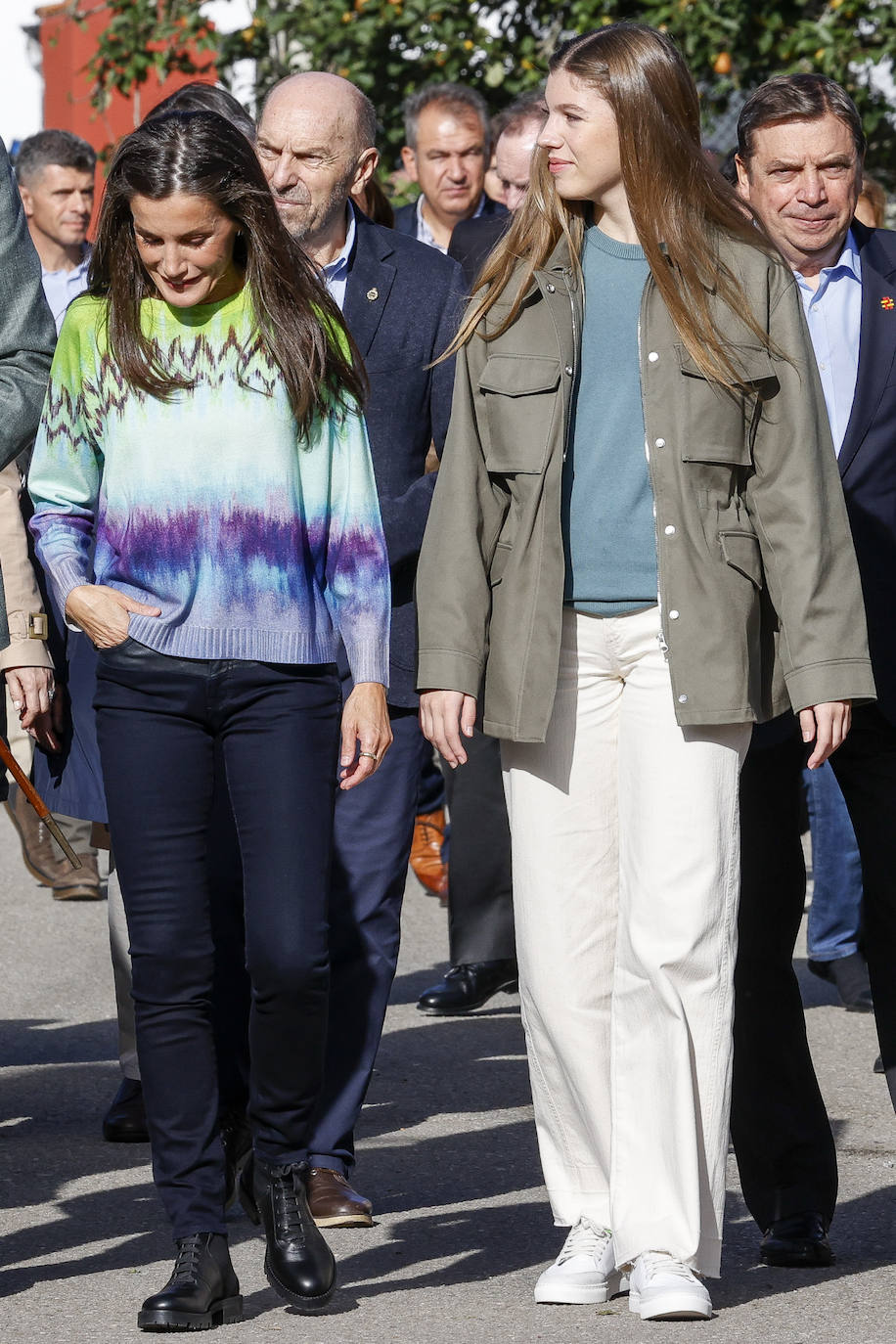 La llegada de la Familia Real al Pueblo Ejemplar de Asturias, en imágenes