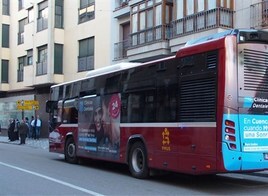 El servicio de autobuses urbanos  al cementerio de Cuenca se refuerza desde este lunes por los Santos